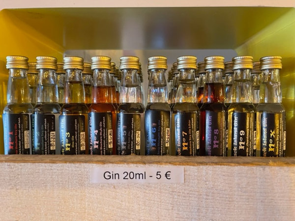 Black Island Gin Miniaturen zu 20ml
